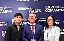 Lucas Cano, Ignacio Cano y Laura Avalos.