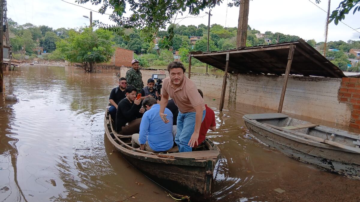 Río Paraná se mantiene estable, pero con alto nivel de inundación en Ciudad del Este Río Paraná se mantiene estable, pero con alto nivel de inundación en Ciudad del Este