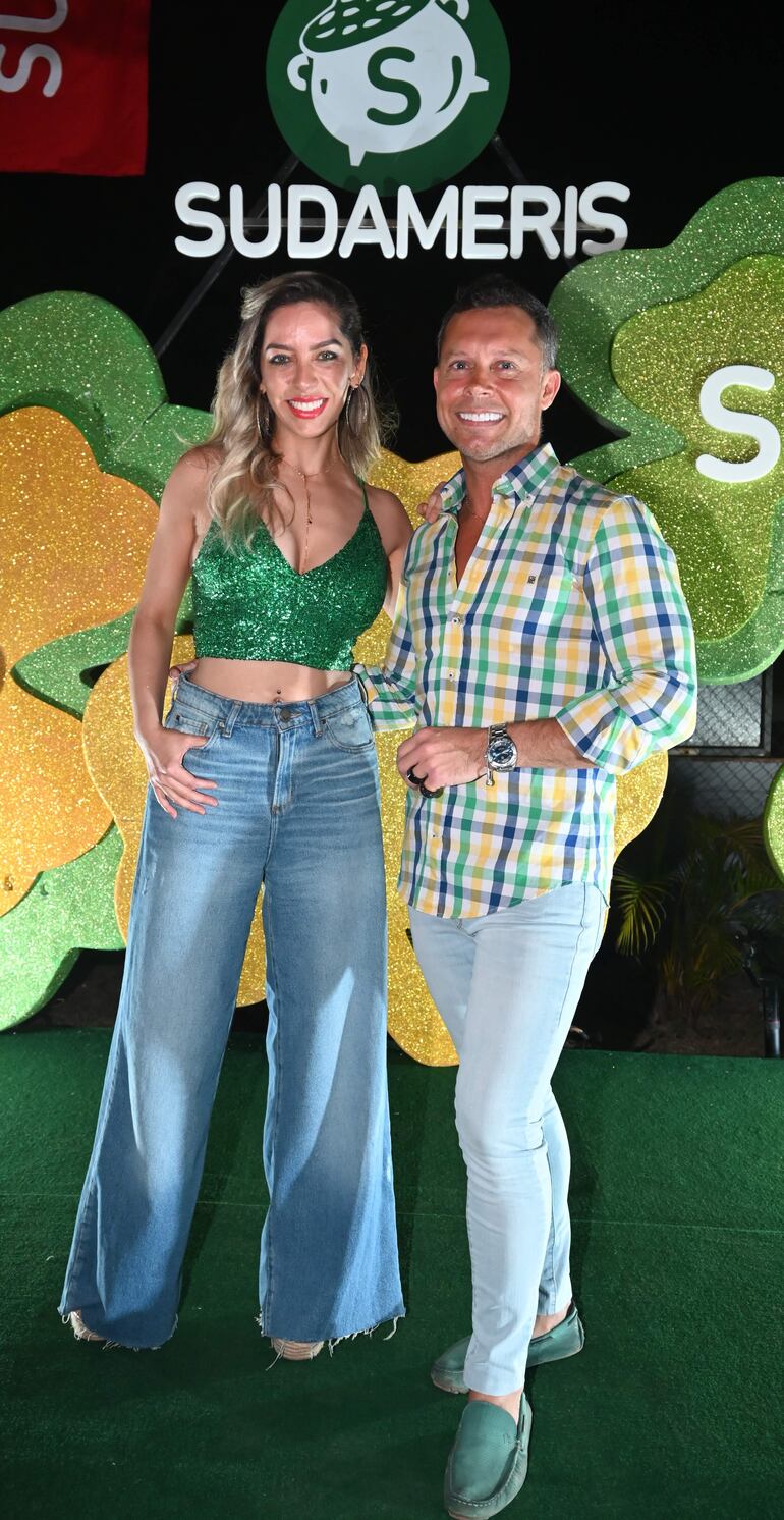 Lorena Pefaur y Raúl Fanego.