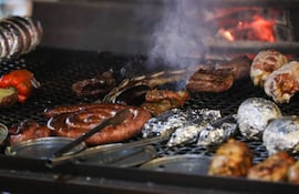 El asado: rey de las fiestas, especialmente, cuando de fútbol se trata.