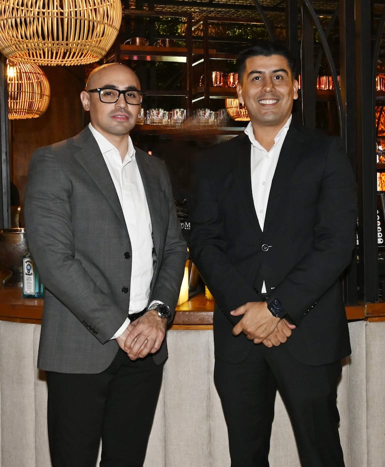 Óscar Gómez y David Storm.