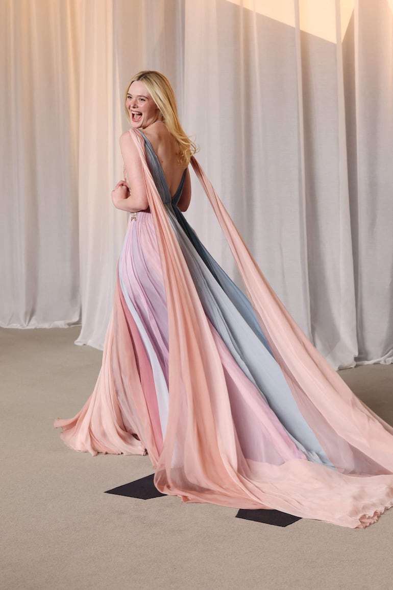 ¡Radiante! Elle Fanning en la red carpet de la Academy Museum Gala en Los Ángeles, California. (Amy Sussman/Getty Images/AFP)

