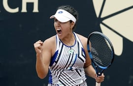 María Camila Osorio ganó ayer su primer torneo WTA. EFE
