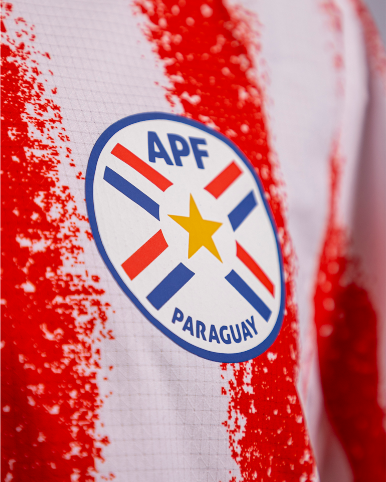 Los detalles de la nueva camiseta de la selección de Paraguay para el Mundial 2026.