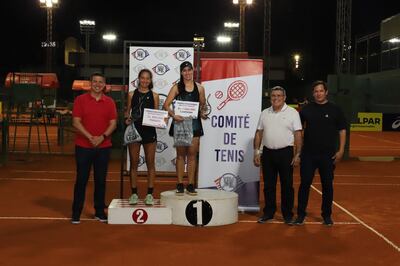 Tamara y Zoe Doldán Viñales, campeona y finalistas del torneo Profesional del CIT.