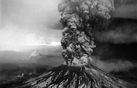 Erupción del Monte Santa Helena, Estados Unidos.