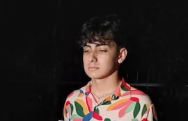 Cuatro motociclistas asaltan y golpean a un joven en barrio 4 Mojones de Lambaré