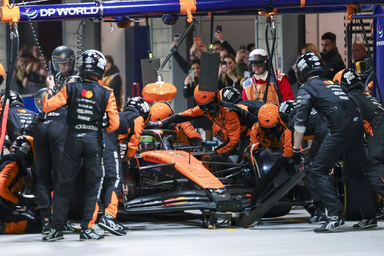 Lando Norris (2°, foto) y Oscar Piastri (4°), de McLaren, fueron descalificados.