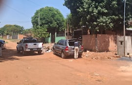 La Policía Nacional realizó un allanamiento en la casa donde se habría juntado el grupo que intentó asaltar a un contador en su casa en Fernando de la Mora.