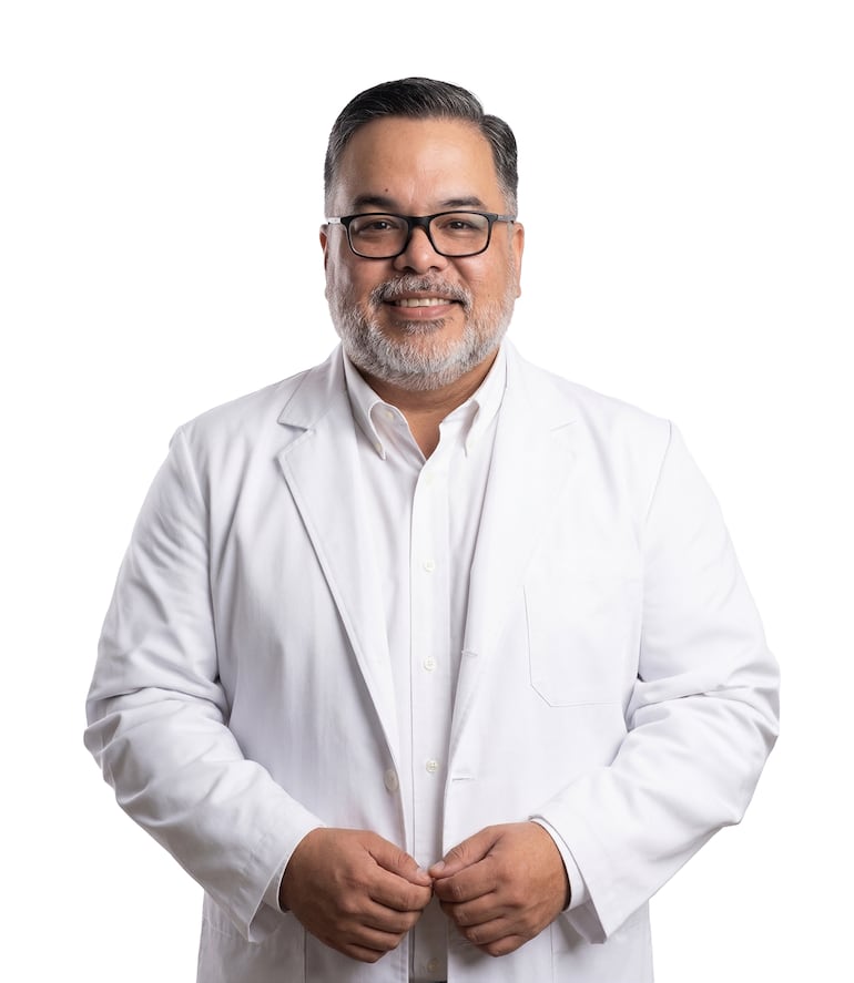 Dr. Darío Villalba.