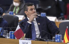 El presidente de Paraguay, Santiago Peña, participa durante la apertura del segundo día de la Cumbre de jefes de Estado del G20 en Río de Janeiro (Brasil).