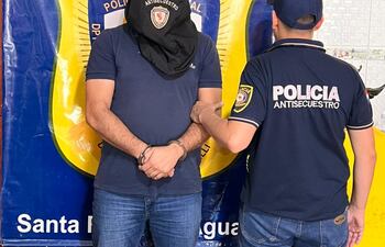 El detenido fue trasladado bajo custodia policial hasta la sede fiscal de Santa Rosa del Aguaray