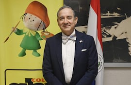 Lou Villalba, PhD y profesor de la Universidad Capilano de Canadá, durante una visita a la Redacción de ABC.
