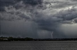 Se esperan lluvias intensas con tormentas eléctricas en el sur de Boquerón. Archivo.
