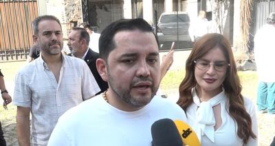 El intendente de Asunción, Luis Bello (ANR-HC), negó que quiera vender 6 hectáreas de tierras de la Costanera. Sin embargo, previsión de ingresos aparece en su presupuestoy fue confirmado por su Gabinete.