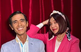 Derlis Esquivel y Caro Castillo son los protagonistas de la comedia "A mi marido le falta un tornillo".