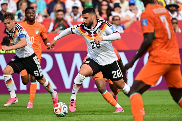 Deniz Undav, de Alemania, en acción durante el duelo ante Costa de Marfil.