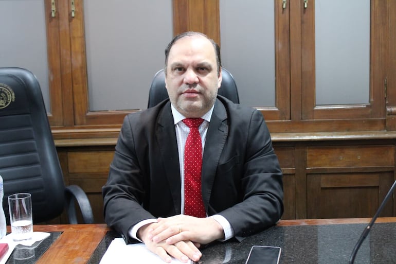 Mario Varela, senador colorado abdista.