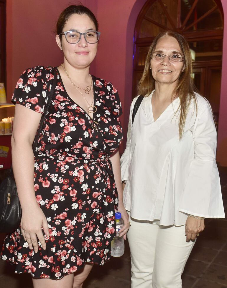 Aida Flecha y Estela Florentín.