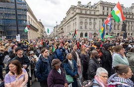 Manifestantes propalestinos en "Nakba 78", marcha por Palestina y contra la ultraderecha convocada en Londres el sábado 16 de mayo de 2026 EFE/EPA/TAYFUN SALCI