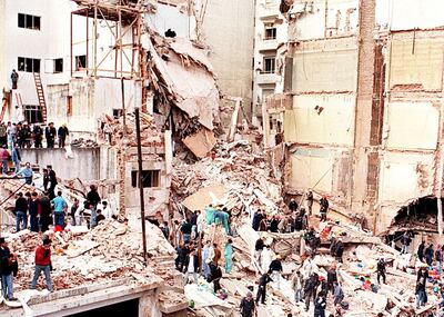 Atentado a la sede de AMIA en Buenos Aires, Argentina, en 1994.