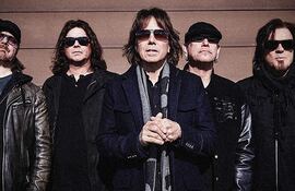 Mic Michaeli, John Norum, Joey Tempest, Ian Haugland y John Levén conforman la agrupación sueca Europe, que este martes se presentará por primera vez en Paraguay.