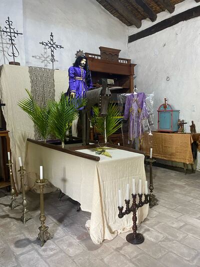 El Señor de las Palmas es una de las figuras más visitadas en la casona Villamayor de Pilar.