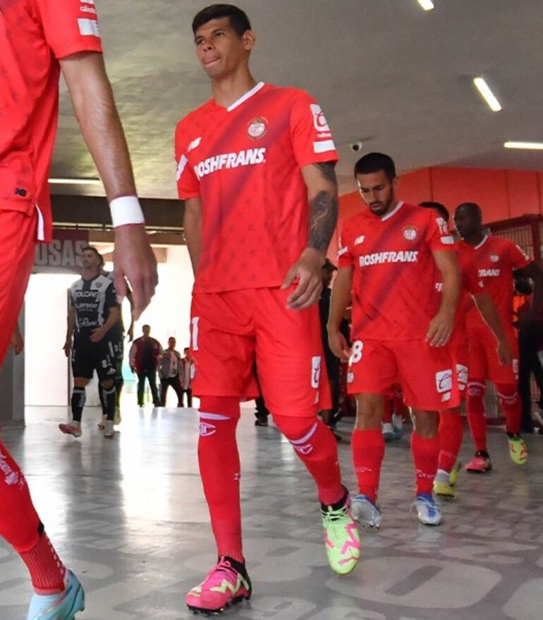 Debut de Robert Morales con el Toluca FC ante el Necaxa.