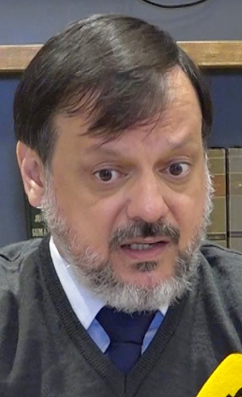 Claudio Lovera, abogado.