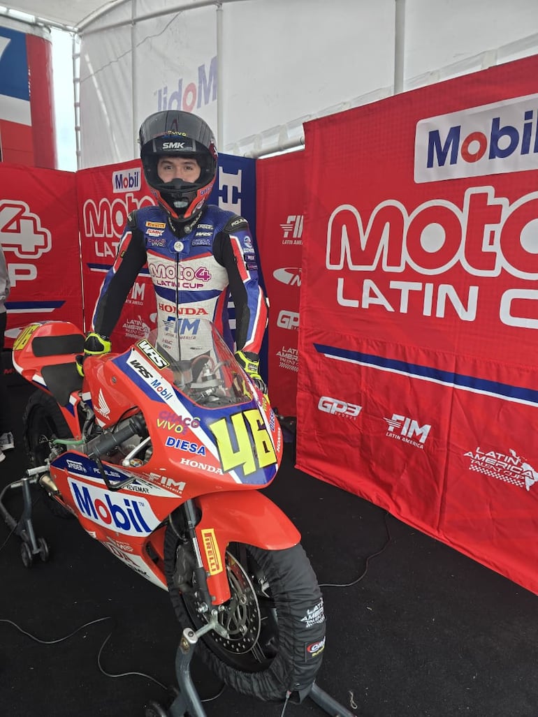 Nico Torrez, cada vez mejor en la Moto4 Latin Cup.