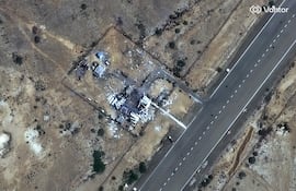 Imagen satelital proporcionada por Vantor muestra la base de drones destruida en Konarak, Irán, el 1 de marzo de 2026. Una operación militar conjunta estadounidense-israelí continuó en su segundo día desde que atacó múltiples lugares en todo Irán en las primeras horas del 28 de febrero de 2026, y luego Irán lanzó continuos ataques de represalia contra Israel y los estados del Golfo.