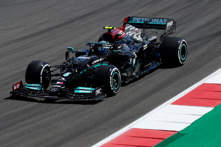 Lewis Hamilton durante el GP de Portugal de 2021.