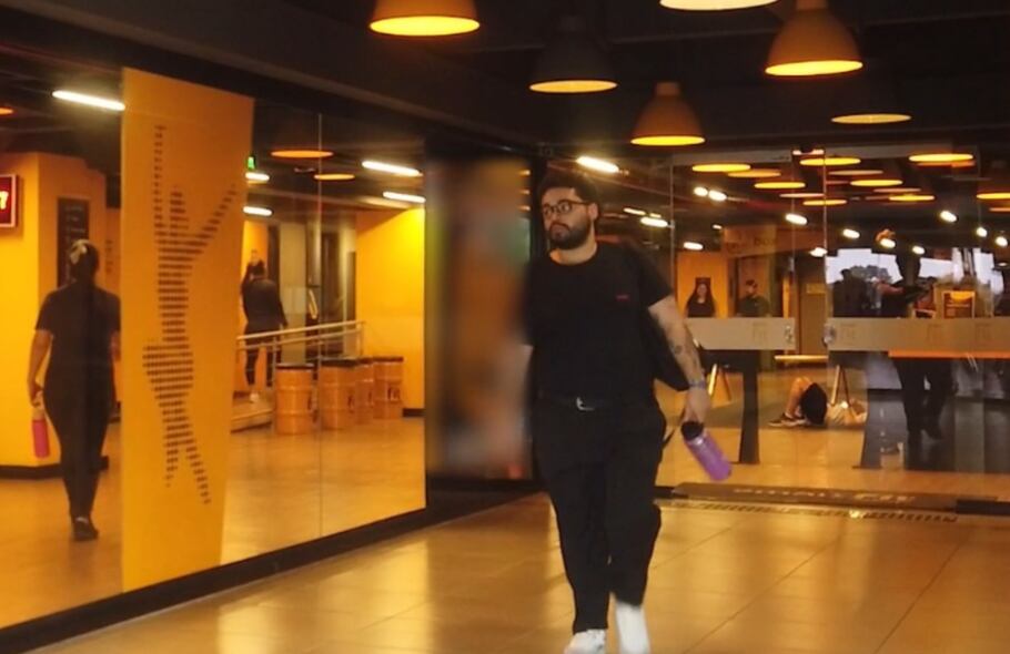 Privilegios para el “nepobaby” de Yamy Nal: llega a media mañana al INE y va al gimnasio - Política - ABC Color