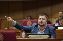 Imagen de archivo: el senador colorado Colym Soroka en el Congreso Nacional.