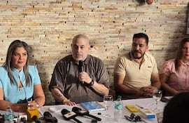 María Portillo, Paraguayo Cubas y Carlos Portillo.