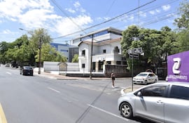 Vista dela esquina de Mariscal López y General Aquino, del barrio Ciudad Nueva, una de las zonás con el impuesto inmobiliario más costoso de Asunción.