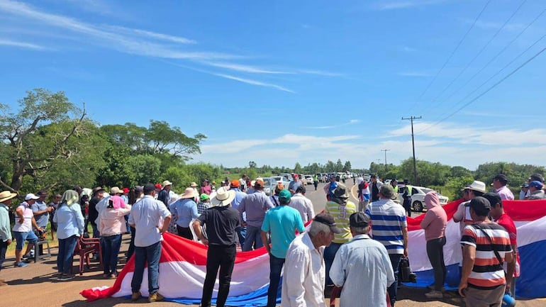 Manifestantes advierten que, si no reciben respuestas concretas, en marzo de 2026 recrudecerán la protesta.