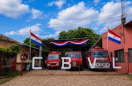 Bomberos voluntarios de Lambaré salen a las calles para recaudar fondos
