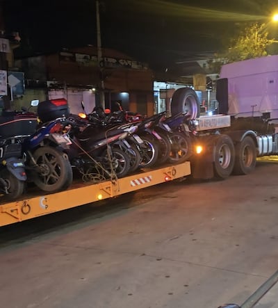 Los biciclos incautados fueron alzados en un camión llevados al corralón municipal.
