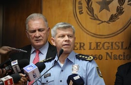 Carlos Benítez, comandante de la Policía.