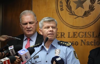 Carlos Benítez, comandante de la Policía.