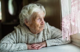 Soledad en el adulto mayor, imagen ilustrativa.