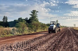 El MOPC mantiene millonarias deudas con varias empresas vialeras.