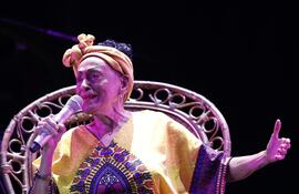 La cantante cubana Omara Portuondo es una de las principales exponentes del son junto al Buena Vista Social Club.