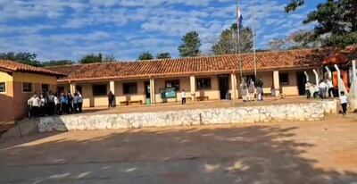 La escuela básica Nº 3.412 María Auxiliadora, de Capiibary, es una de las instituciones educativas que sigue esperando la conexión   del servicio de internet