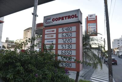 El Gobierno anunció que está tomando varias medidas para evitar que en noviembre vuelva a subir el precio del combustible.