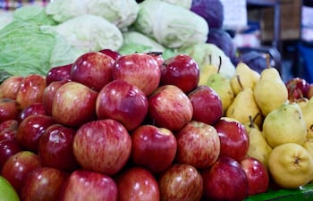 Frutas y verduras para mantener un cuerpo sano.