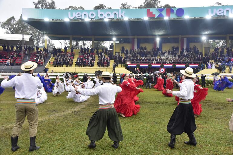 La inauguración de la Expo incluyó números artísticos.