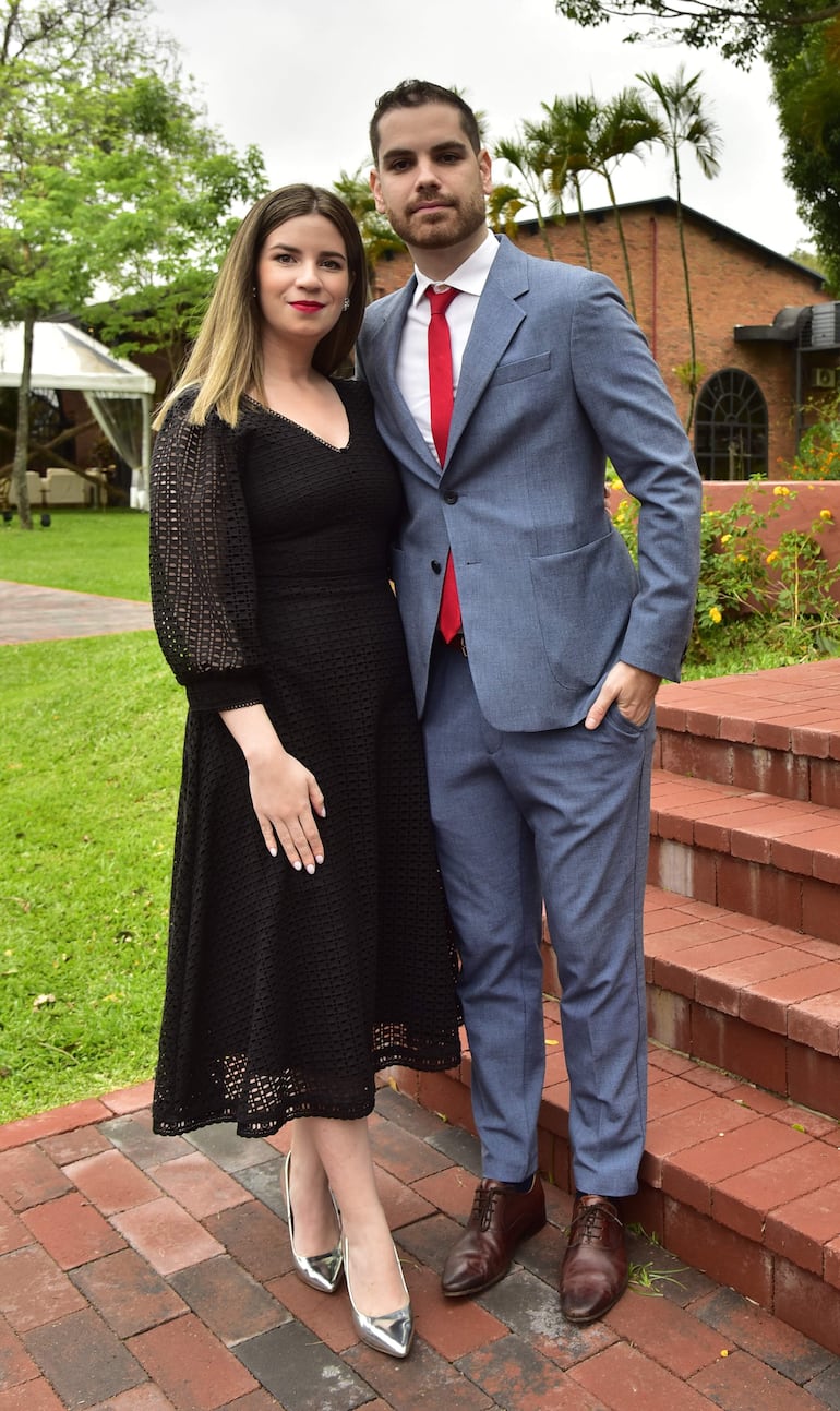 Andrea Corrales y Alan Stanley.