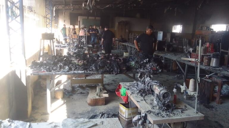 Principio de incendio en el taller del pabellón Libertad de la Penitenciaría de Tacumbú.